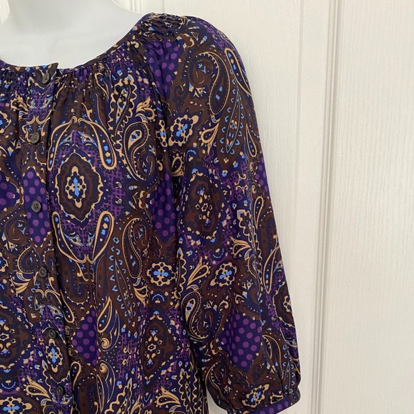 Banana Republic satin-feel, button-front blouse - Picture 3 of 12